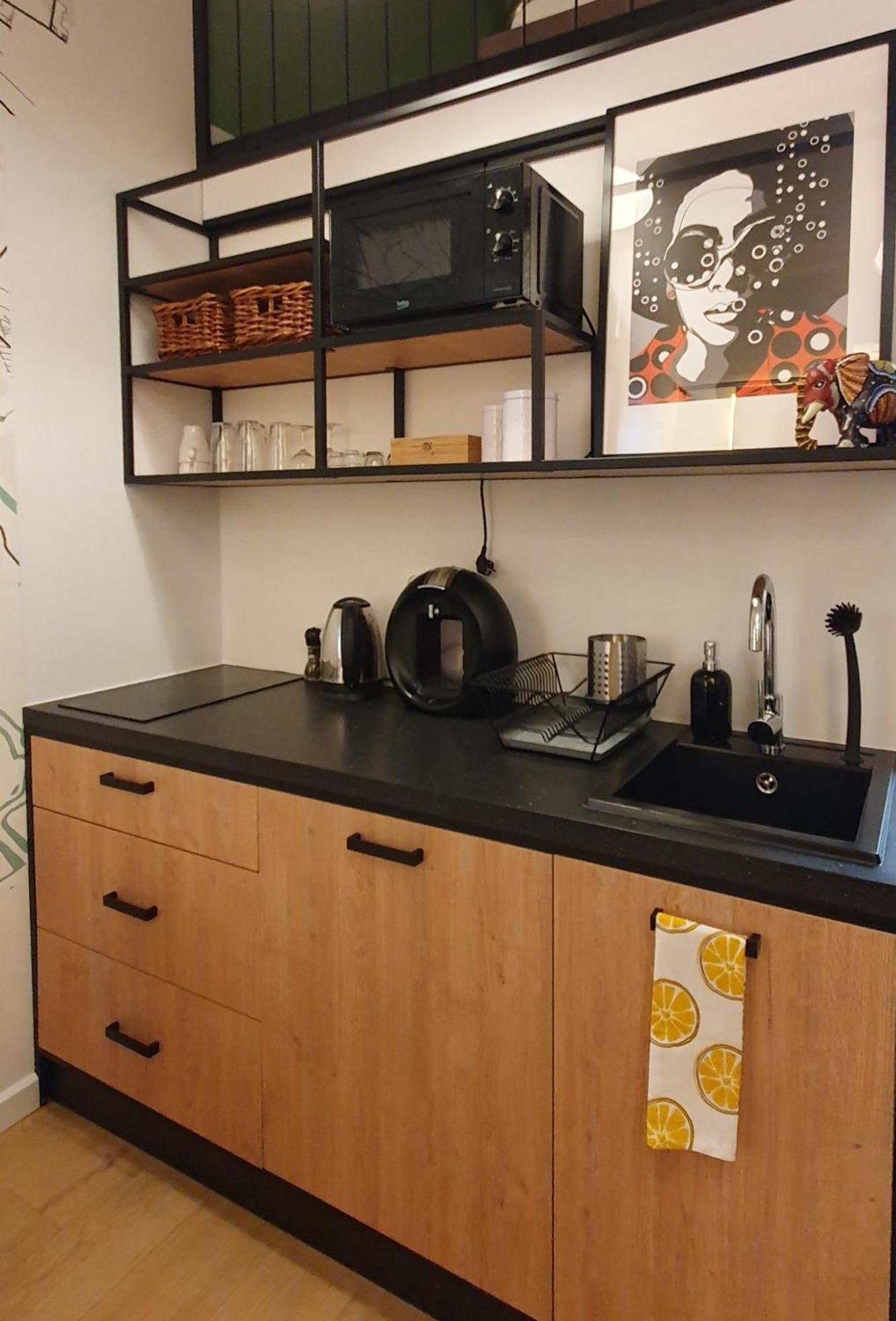 Travel&Sleep Airport Apartment Zarembowicza Wrocław Eksteriør billede